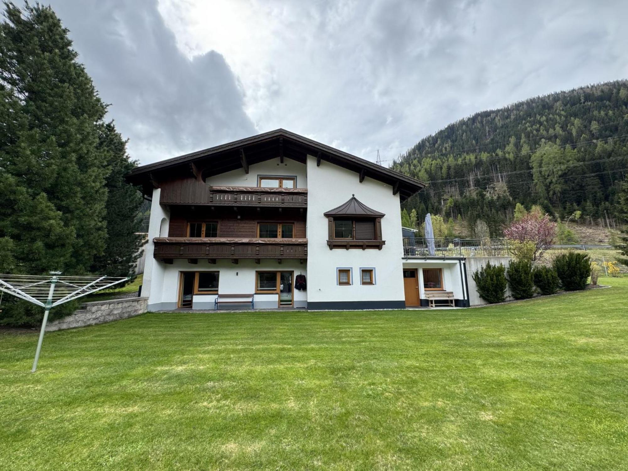 Jordan - Pet190 By Interhome * Pettneu am Arlberg
